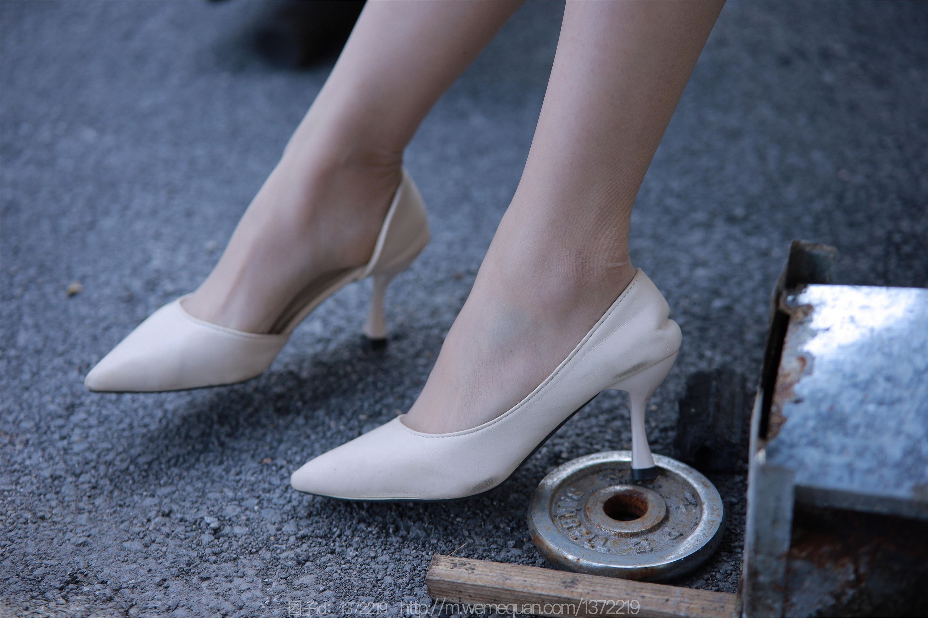 IESS异思趣向  2022.12.19 丝享家 1303 小婕《橙色外套》